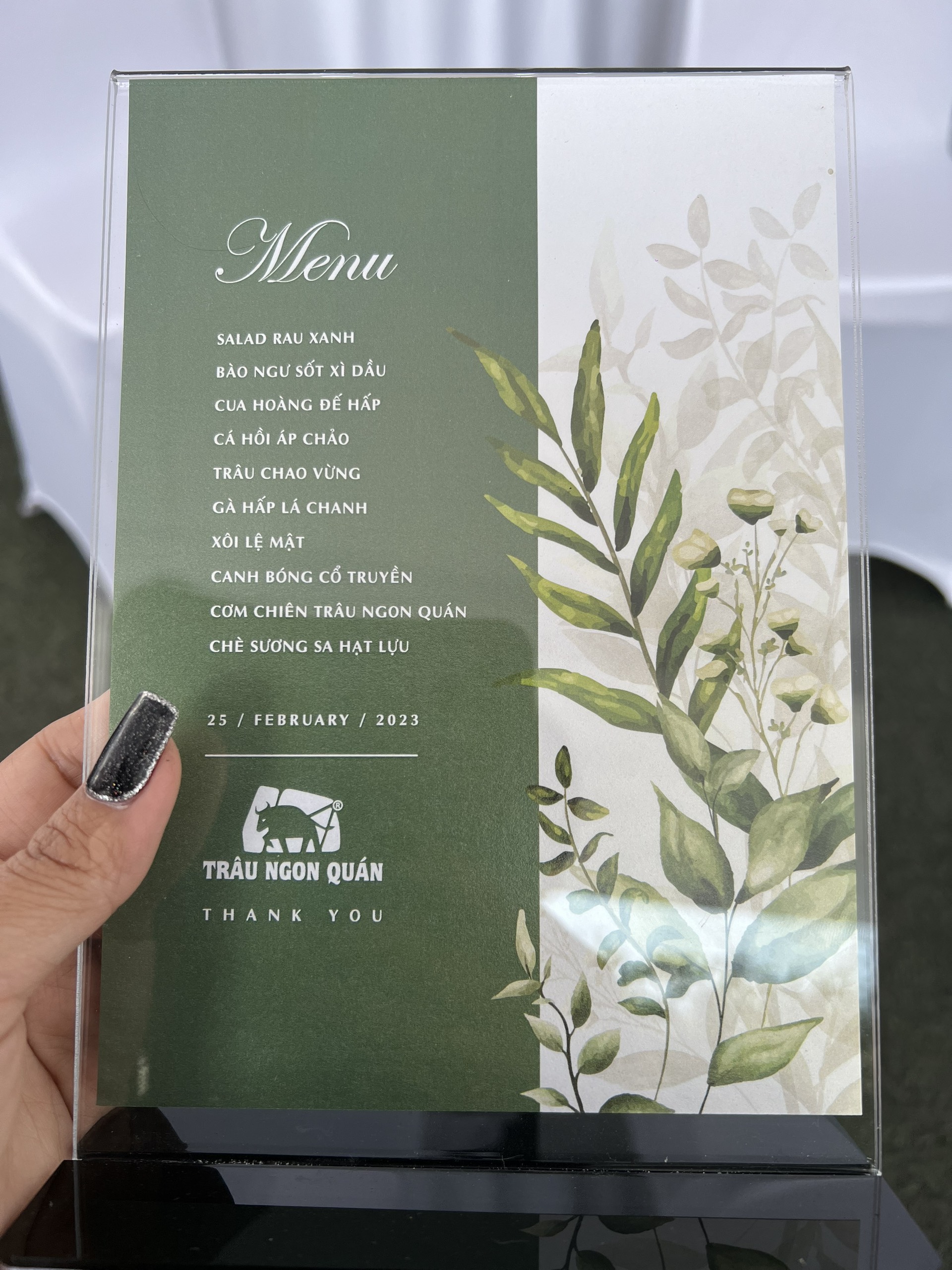 Thực đơn tại tiệc cưới ngày 27/2